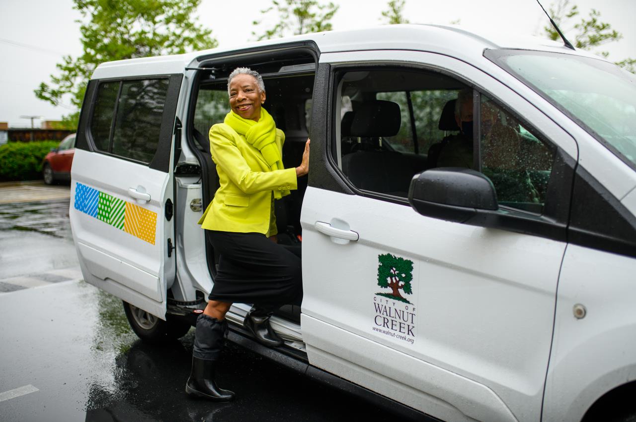 Minibus Senior Transportation